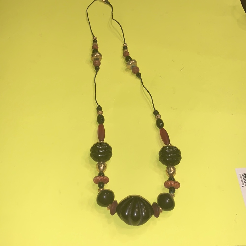 Teresa Goodall necklace black n red beaded